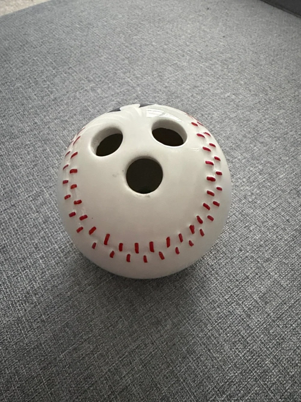 New York Yankees Baseball Logo Ceramic Toothbrush Holder - White & Navy - Picture 2 of 3